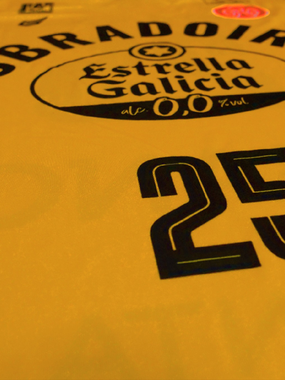 Camiseta Retro (T 82/83)