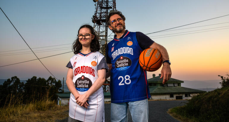 El Monbus Obradoiro ya tiene nueva piel para la temporada 25/26