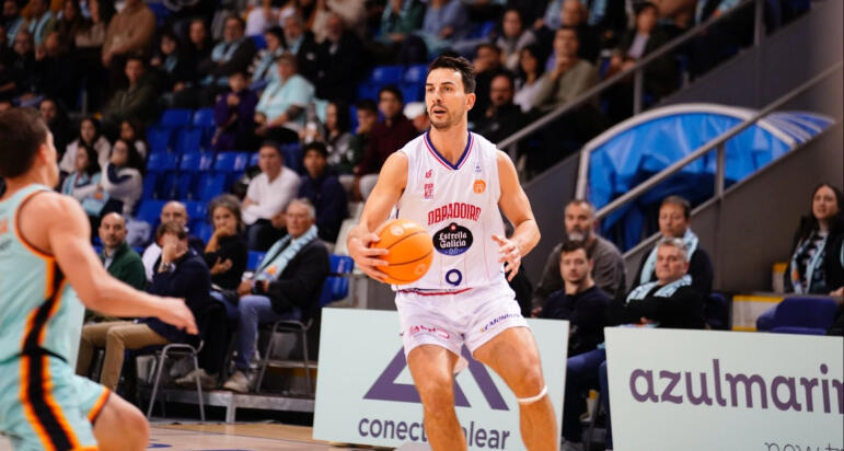 O Monbus Obradoiro voa en Mallorca