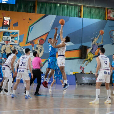 El Monbus Obradoiro y su afición vuelven a casa con la victoria