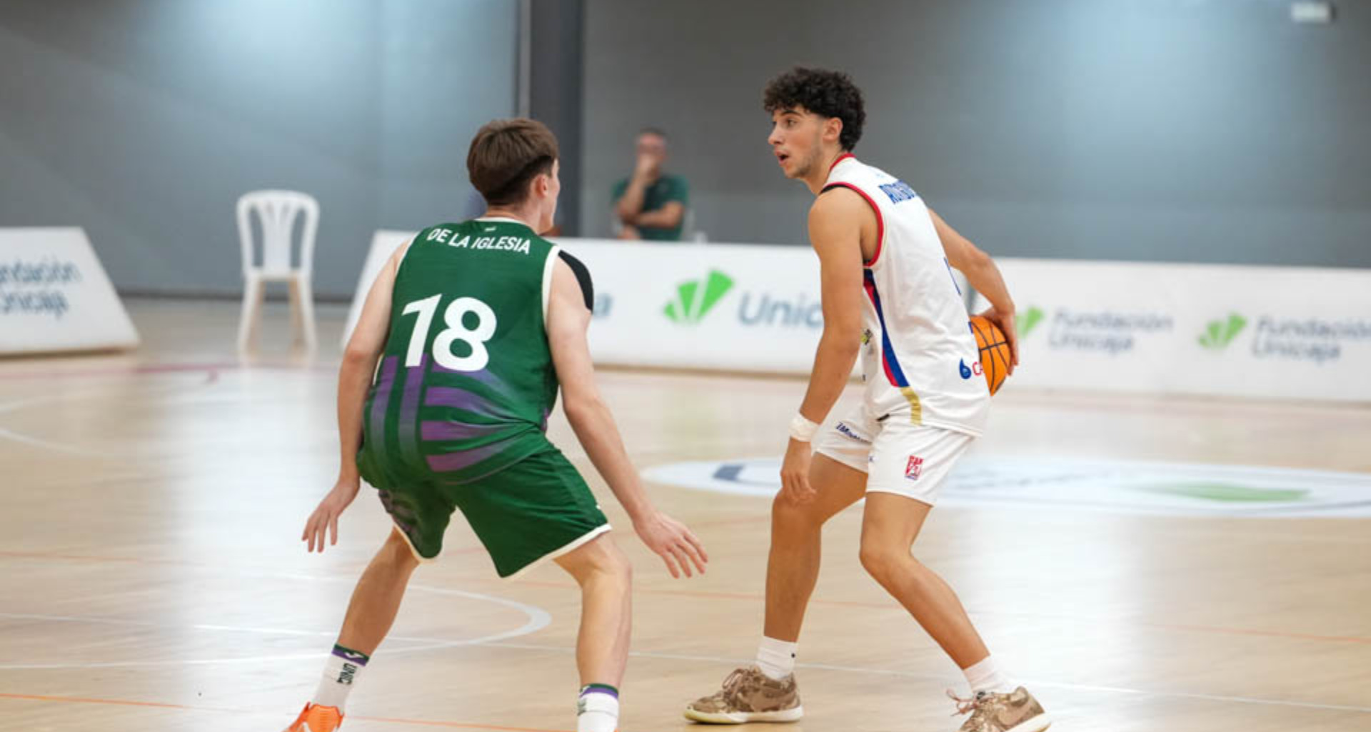 El Obradoiro U22 se estrena con victoria (72-80)